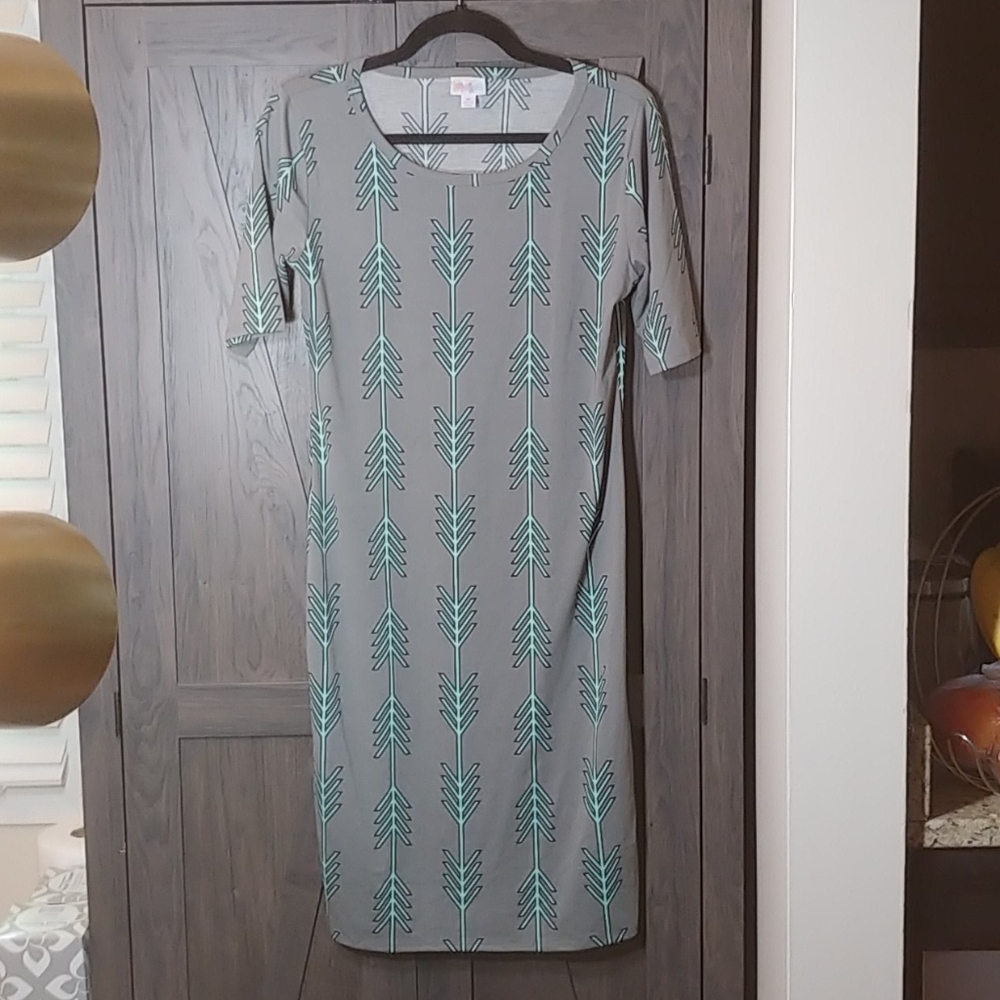 LuLaRoe Julia dress